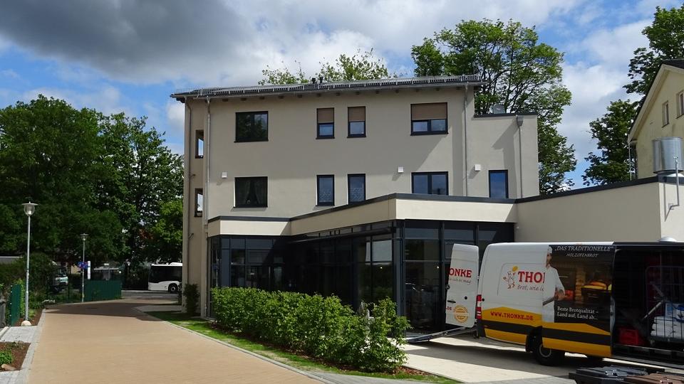 Café Thonke und Wohnhaus Potsdam